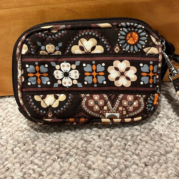 Vera Bradley Wristlet - Picture 3 of 6
